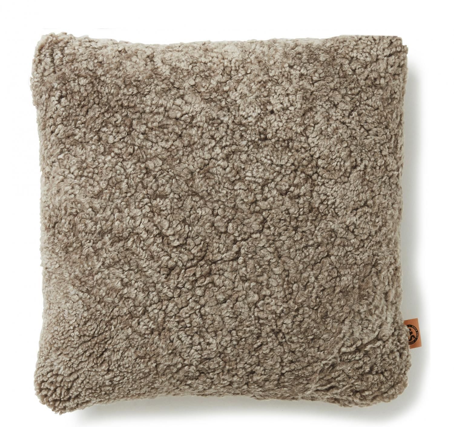 Skinn Curly kuddfodral i äkta fårskinn Sahara 45 x  45 cm